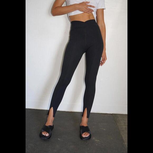 LNA Ashlyn Brushed Spandex Legging black size M NWT $145 msrp - Picture 3 of 10
